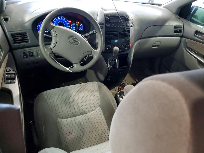 Продаж на аукціоні авто 2010 Toyota Sienna, vin: 5TDKK4CC1AS316733, номер лоту: 50630736