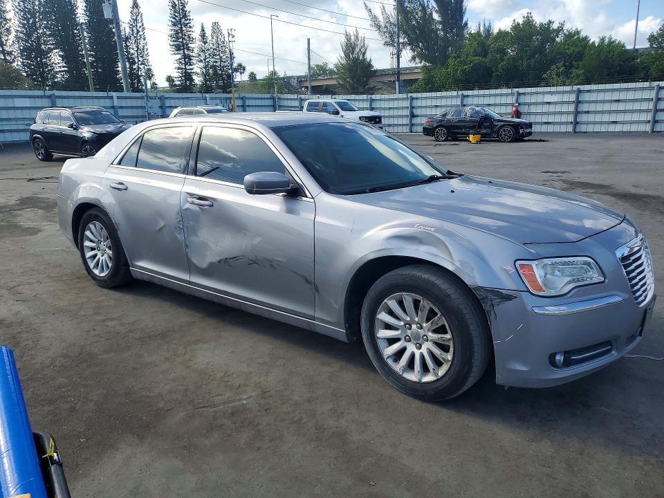2014 Chrysler 300 მანქანა იყიდება აუქციონზე, vin: 2C3CCAAG6EH164429, აუქციონის ნომერი: 47827276
