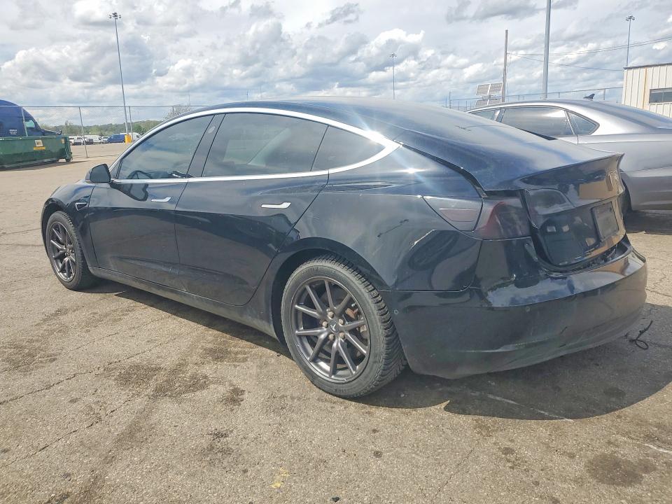 50233536 :رقم المزاد ، 5YJ3E1EB0KF385269 vin ، 2019 Tesla Model 3 مزاد بيع