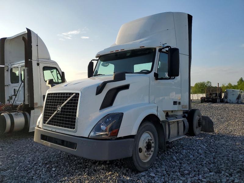 Aukcja sprzedaży 2017 Volvo Vnl, vin: 4V4N39TG9HN988134, numer aukcji: 77499945