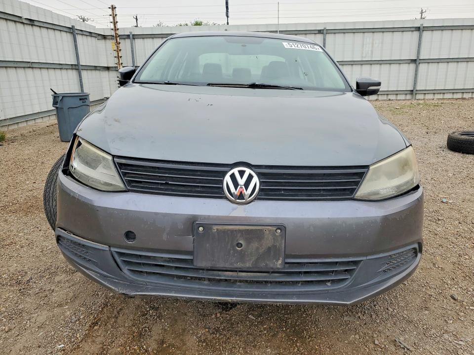 51270746 :رقم المزاد ، 3VWDX7AJ7BM006212 vin ، 2011 Volkswagen Jetta مزاد بيع