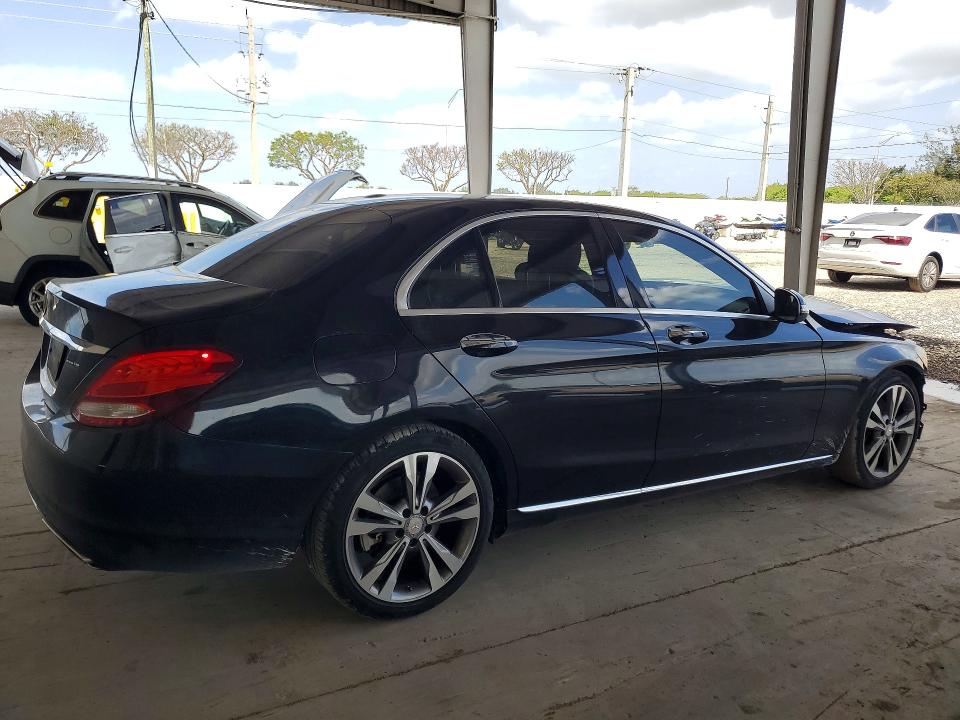 Продажа на аукционе авто 2016 Mercedes-benz C, vin: 55SWF4JBXGU132127, номер лота: 50713876