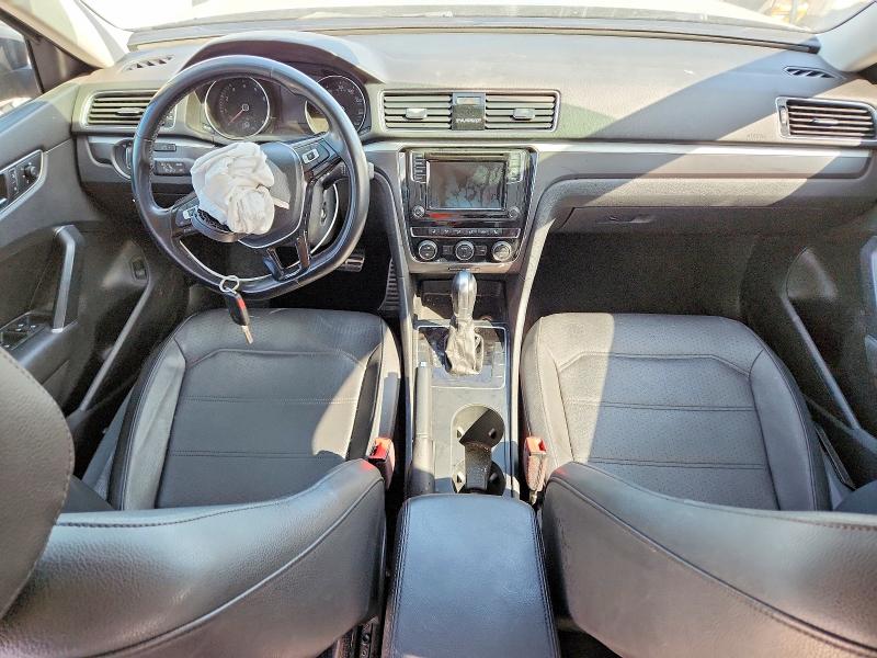 50162156 :رقم المزاد ، 1VWAA7A37JC028961 vin ، 2018 Volkswagen Passat مزاد بيع