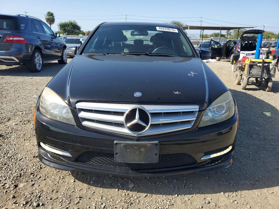 49229016 :رقم المزاد ، WDDGF5EB6BR134570 vin ، 2011 Mercedes-benz C مزاد بيع