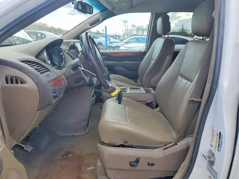Продаж на аукціоні авто 2015 Chrysler Town & Country, vin: 2C4RC1BG2FR545016, номер лоту: 49813476