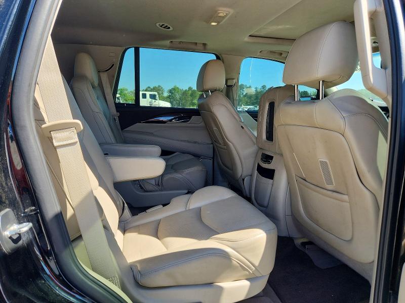 49329286 :رقم المزاد ، 1GYS3BKJ5FR301752 vin ، 2015 Cadillac Escalade مزاد بيع