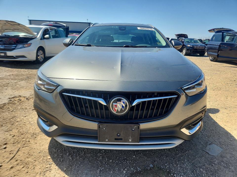 50653316 :رقم المزاد ، W04GV8SX8K1033117 vin ، 2019 Buick Regal Tourx مزاد بيع