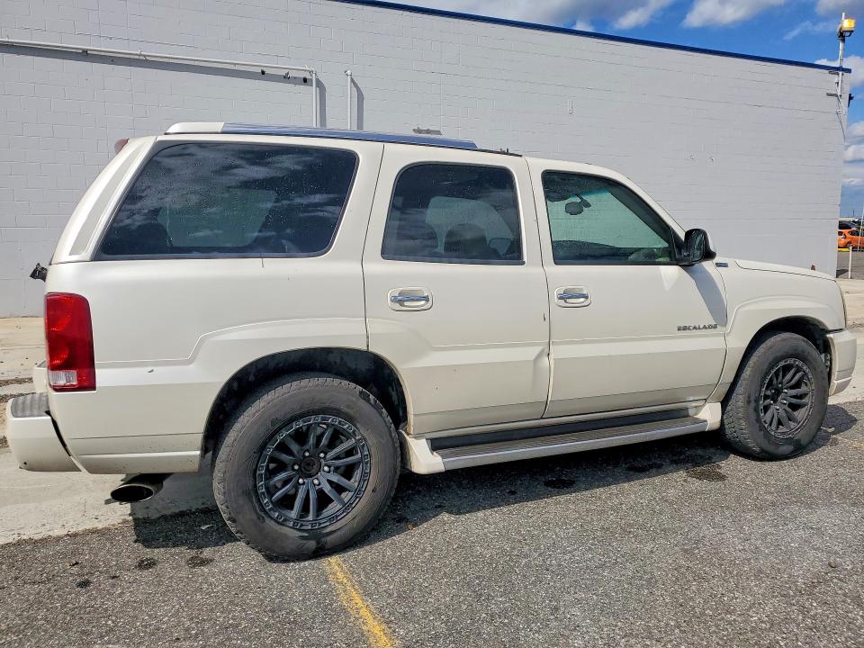 2004 Cadillac Escalade მანქანა იყიდება აუქციონზე, vin: 1GYEK63N94R103858, აუქციონის ნომერი: 50345486