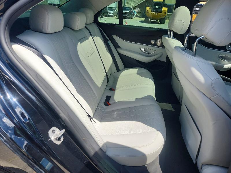 Продажа на аукционе авто 2022 Mercedes-benz E, vin: W1KZF8DB8NB098731, номер лота: 49123476