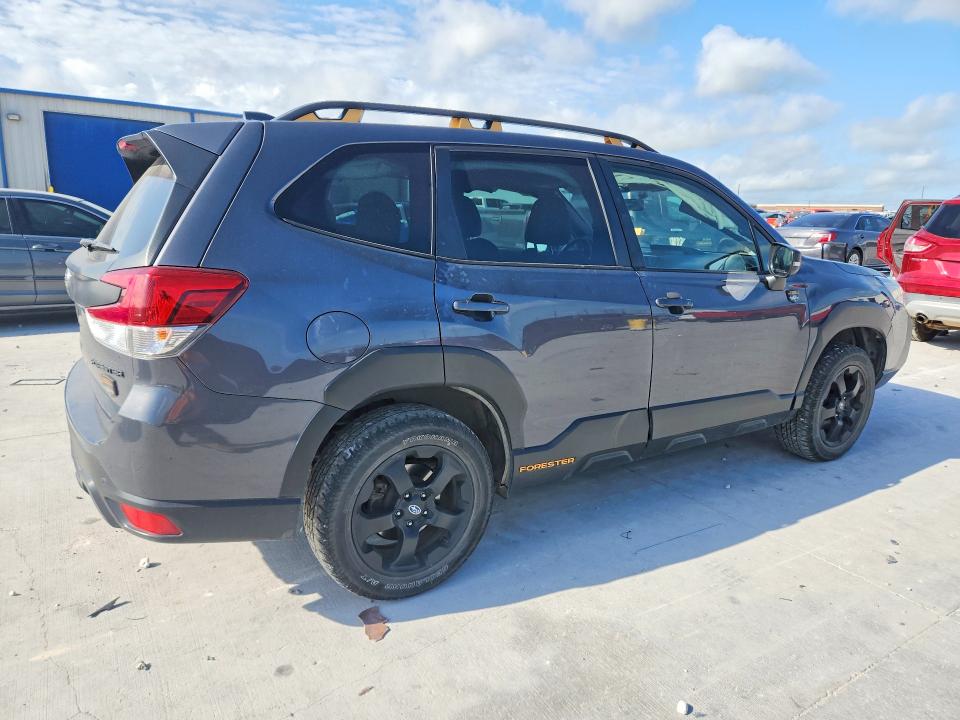 49426476 :رقم المزاد ، JF2SKAMC2NH526525 vin ، 2022 Subaru Forester مزاد بيع
