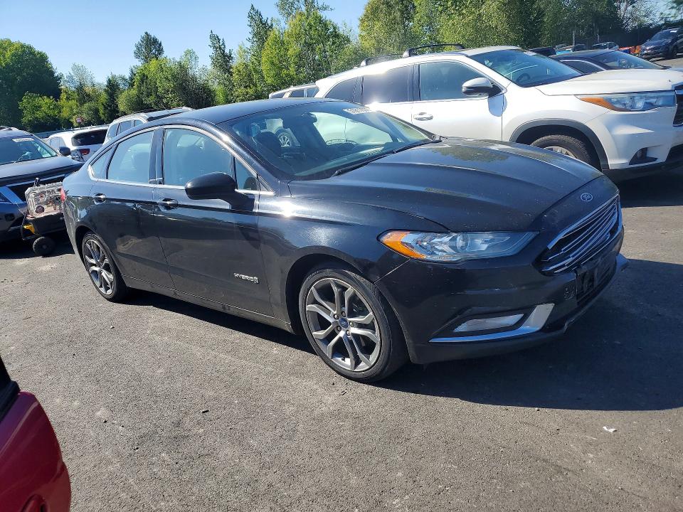 Продажа на аукционе авто 2017 Ford Fusion, vin: 3FA6P0LU7HR316341, номер лота: 51817076