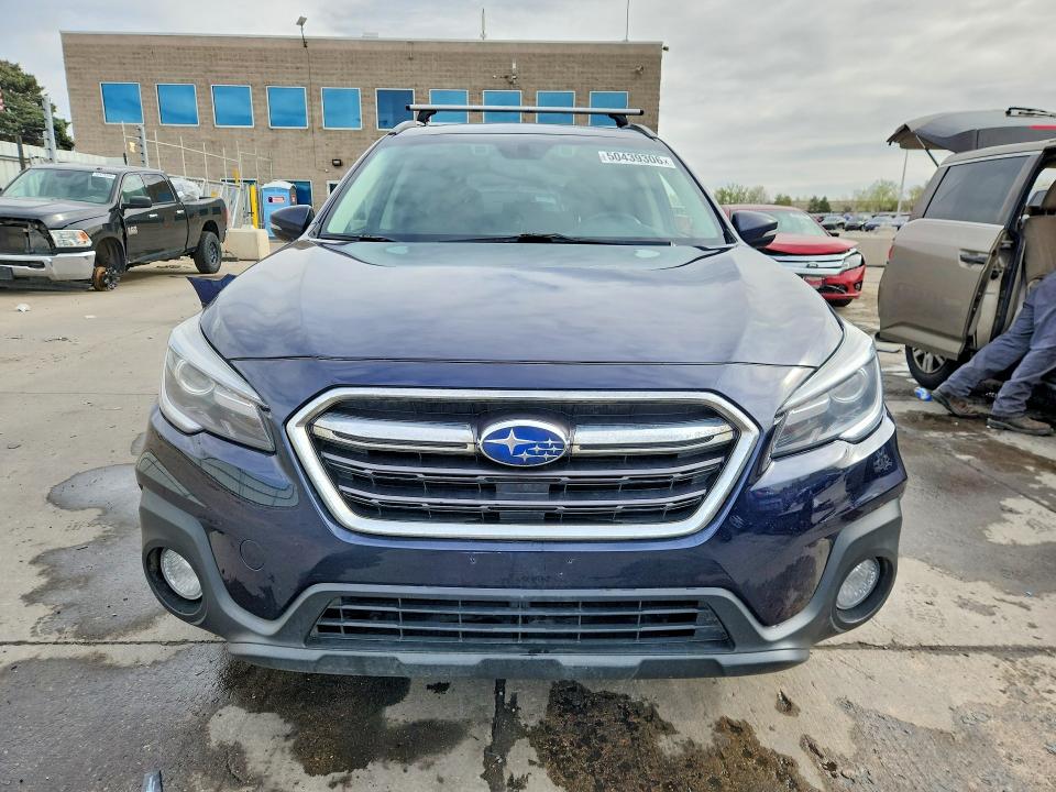 2018 Subaru Outback მანქანა იყიდება აუქციონზე, vin: 4S4BSETC8J3310074, აუქციონის ნომერი: 50439306