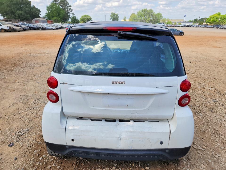 2015 Smart Fortwo მანქანა იყიდება აუქციონზე, vin: WMEEJ3BA4FK799435, აუქციონის ნომერი: 50388096