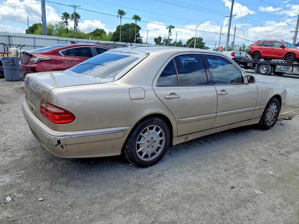 Продажа на аукционе авто 2000 Mercedes-benz E, vin: WDBJF65J4YB083647, номер лота: 48933616