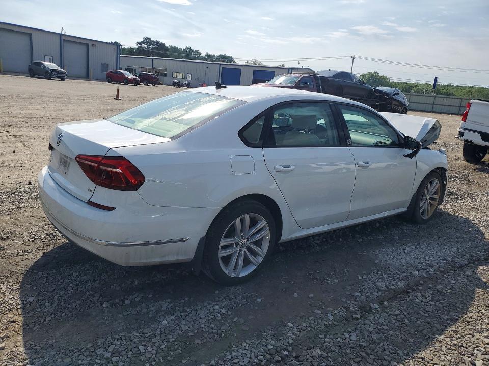 50446656 :رقم المزاد ، 1VWLA7A36KC001258 vin ، 2019 Volkswagen Passat مزاد بيع