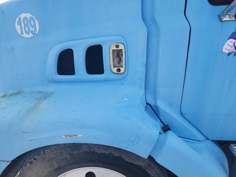 49820646 :رقم المزاد ، 2FZHCMCVX5AN91316 vin ، 2005 Sterling Truck Lc مزاد بيع