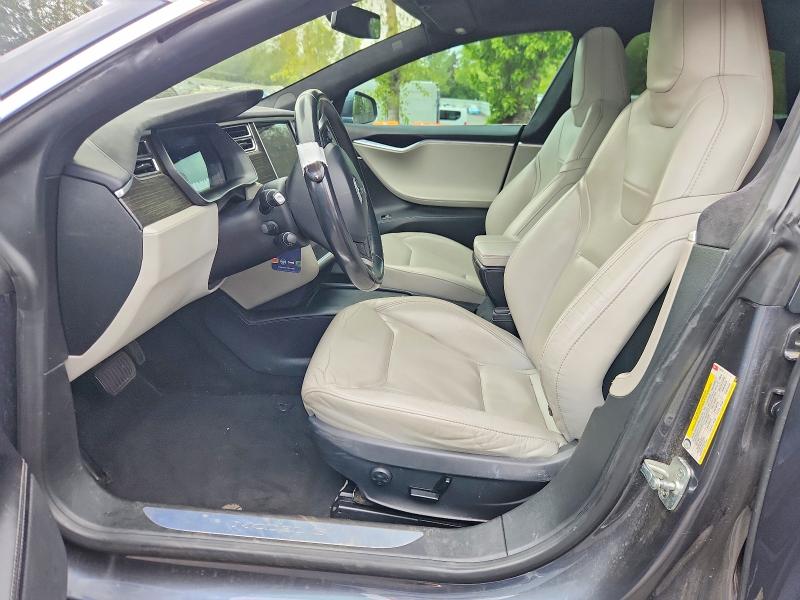 50784926 :رقم المزاد ، 5YJSA1E26GF133167 vin ، 2016 Tesla Model S مزاد بيع