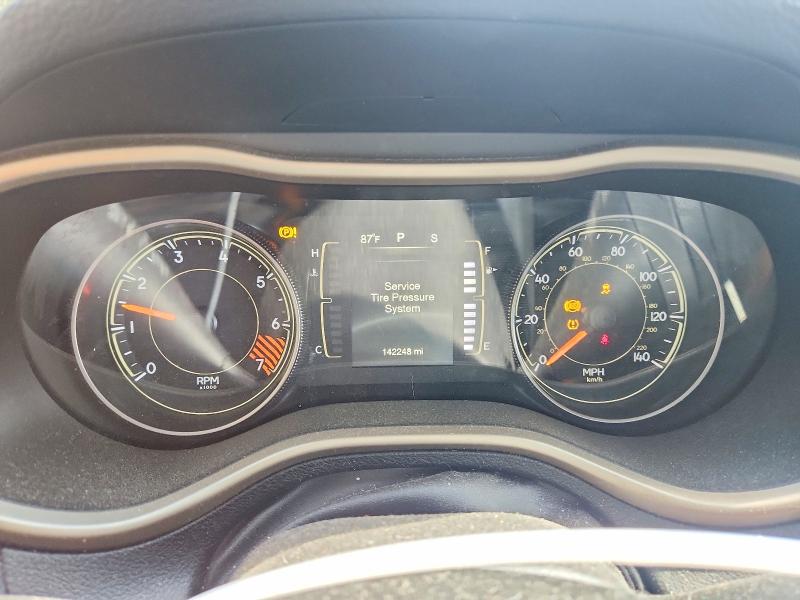 51190416 :رقم المزاد ، 1C4PJMCB7FW514918 vin ، 2015 Jeep Cherokee مزاد بيع