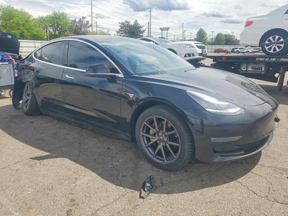 50233536 :رقم المزاد ، 5YJ3E1EB0KF385269 vin ، 2019 Tesla Model 3 مزاد بيع