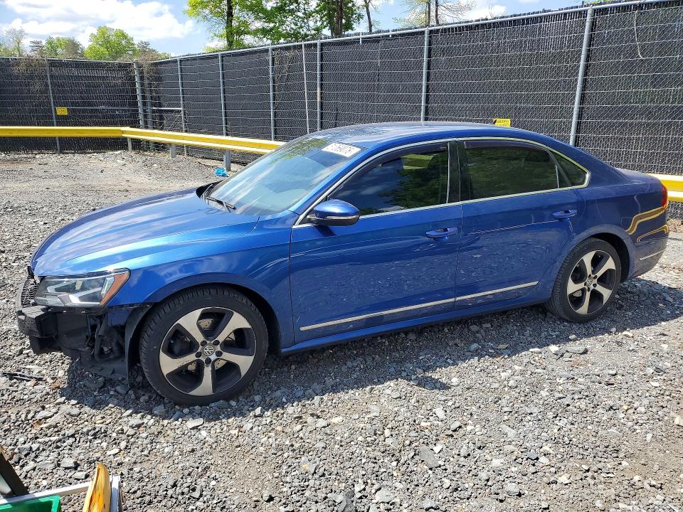 51069076 :رقم المزاد ، 1VWAT7A33HC021946 vin ، 2017 Volkswagen Passat مزاد بيع