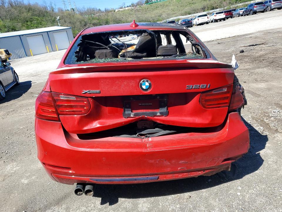 49110246 :رقم المزاد ، WBA3B5G56FNS19639 vin ، 2015 Bmw 328 مزاد بيع