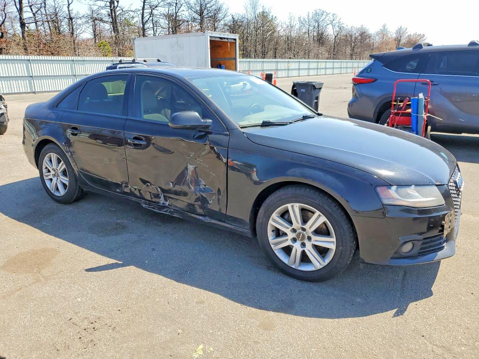 2011 Audi A4 მანქანა იყიდება აუქციონზე, vin: WAUBFAFL0BN047076, აუქციონის ნომერი: 49366356