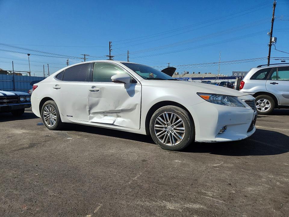 Aukcja sprzedaży 2015 Lexus Es, vin: JTHBW1GGXF2100568, numer aukcji: 50678476