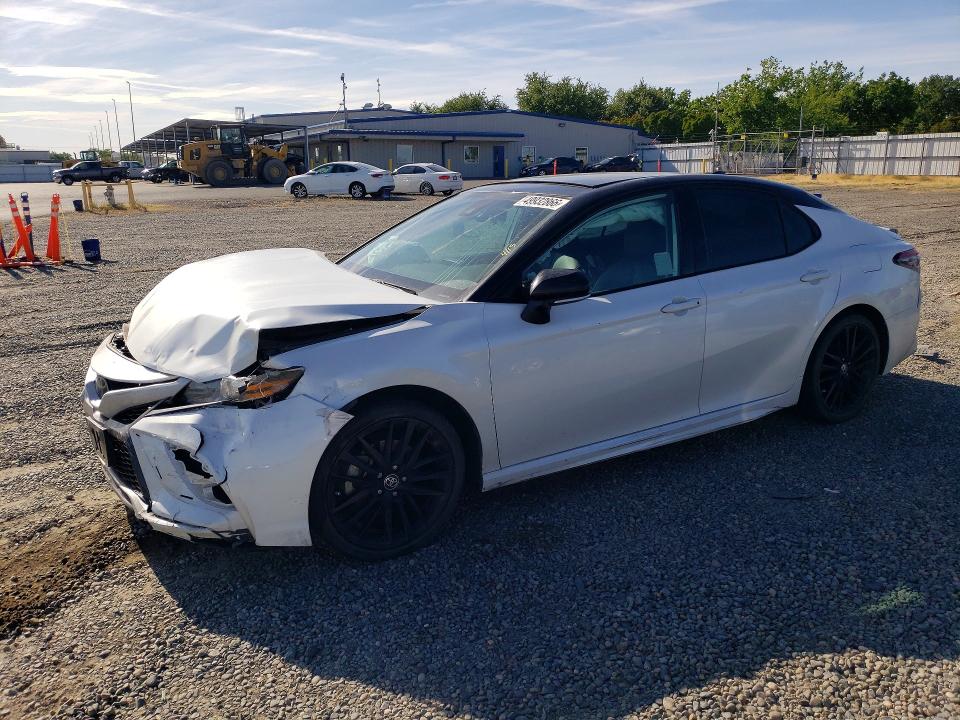 49932866 :رقم المزاد ، 4T1K61AK0PU133269 vin ، 2023 Toyota Camry مزاد بيع