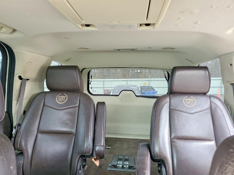 2011 Cadillac Escalade მანქანა იყიდება აუქციონზე, vin: 1GYS4DEF7BR315727, აუქციონის ნომერი: 48467496