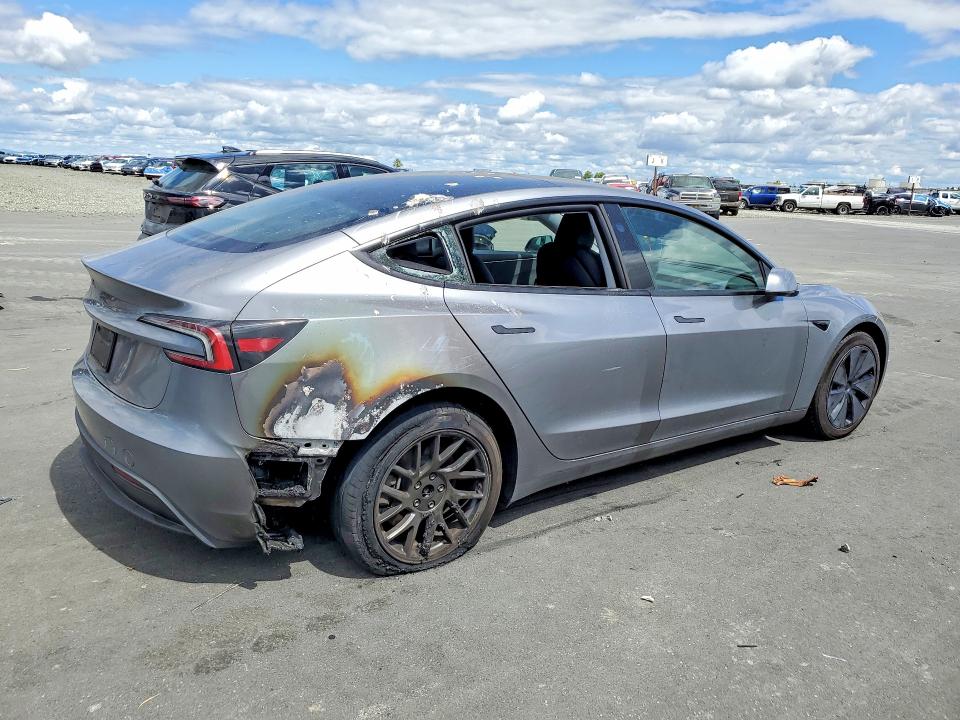 2025 Tesla Model 3 მანქანა იყიდება აუქციონზე, vin: 5YJ3E1EA1SF976959, აუქციონის ნომერი: 49749966