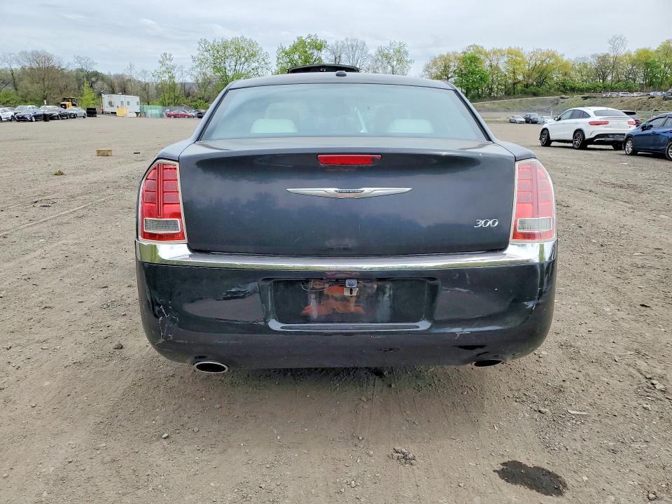 Продажа на аукционе авто 2013 Chrysler 300, vin: 2C3CCAAGXDH743552, номер лота: 51608636