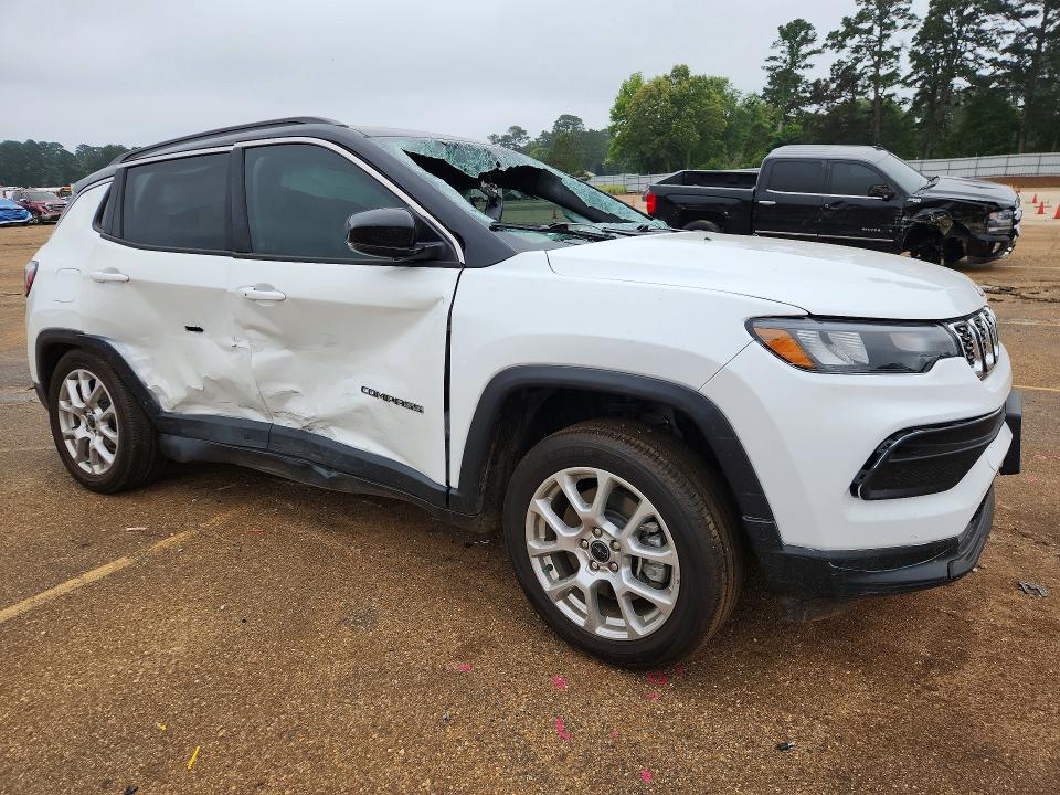 50906636 :رقم المزاد ، 3C4NJDCN6ST507007 vin ، 2025 Jeep Compass مزاد بيع
