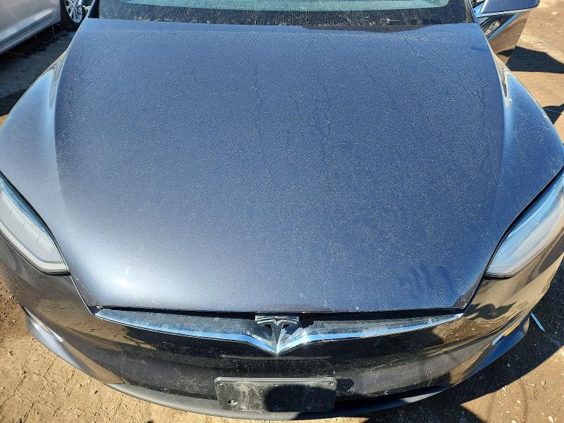 48859636 :رقم المزاد ، 5YJXCDE29HF045698 vin ، 2017 Tesla Model X مزاد بيع