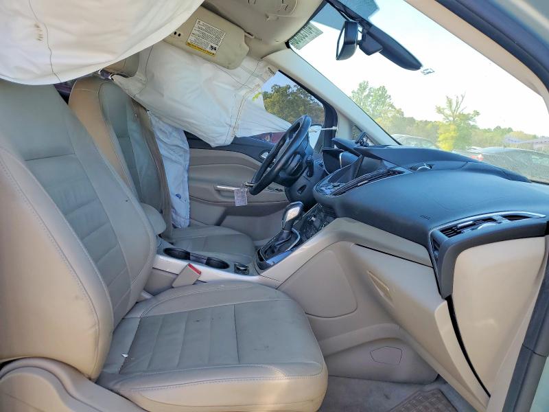 48756056 :رقم المزاد ، 1FADP5CU6DL547082 vin ، 2013 Ford C-max مزاد بيع