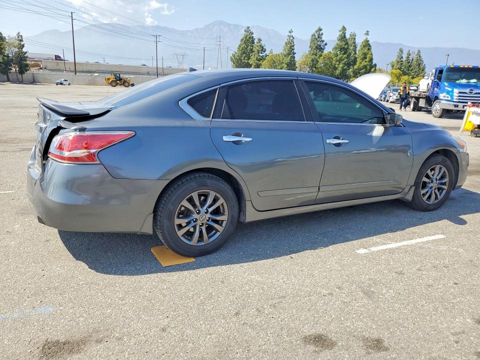 Продаж на аукціоні авто 2015 Nissan Altima, vin: 1N4AL3AP4FN909062, номер лоту: 52179126