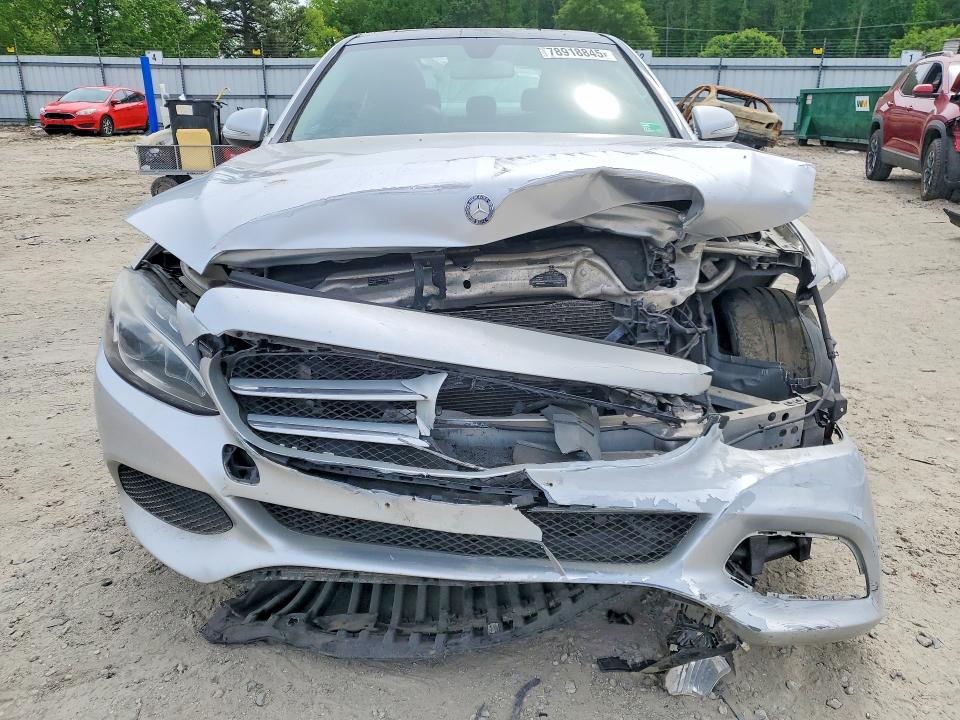 2015 Mercedes Benz C მანქანა იყიდება აუქციონზე, vin: 55SWF4KB7FU005798, აუქციონის ნომერი: 78918845