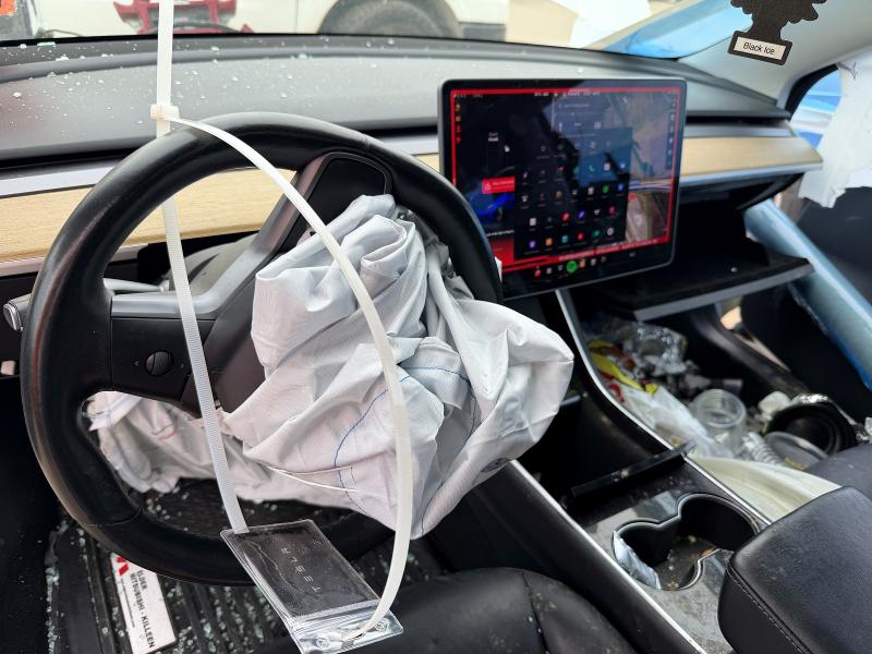 Продажа на аукционе авто 2018 Tesla Model 3, vin: 5YJ3E1EA1JF025031, номер лота: 49762656