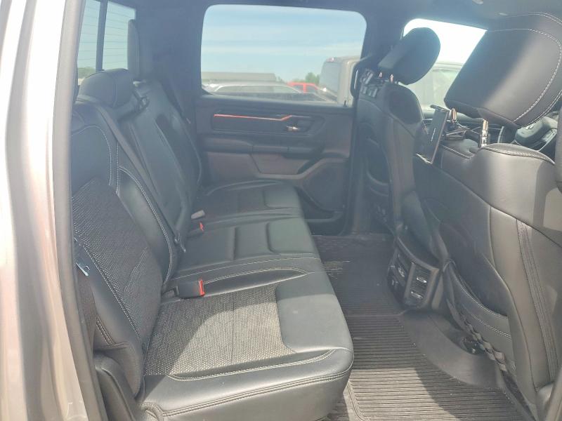 51040616 :رقم المزاد ، 1C6SRFFT5MN596354 vin ، 2021 Ram 1500 مزاد بيع