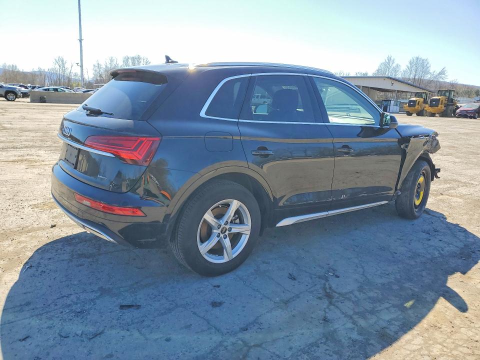 49090686 :رقم المزاد ، WA1ABAFY9N2124209 vin ، 2022 Audi Q5 مزاد بيع