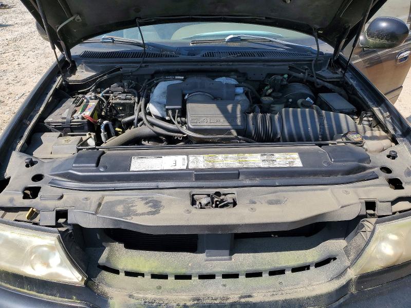 48108216 :رقم المزاد ، 5LMPU28A9YLJ00290 vin ، 2000 Lincoln Townhouse Navigator مزاد بيع