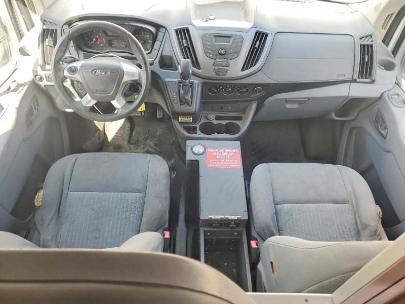 47815446 :رقم المزاد ، 1FDYR2XV5FKB29625 vin ، 2015 Ford Transit مزاد بيع