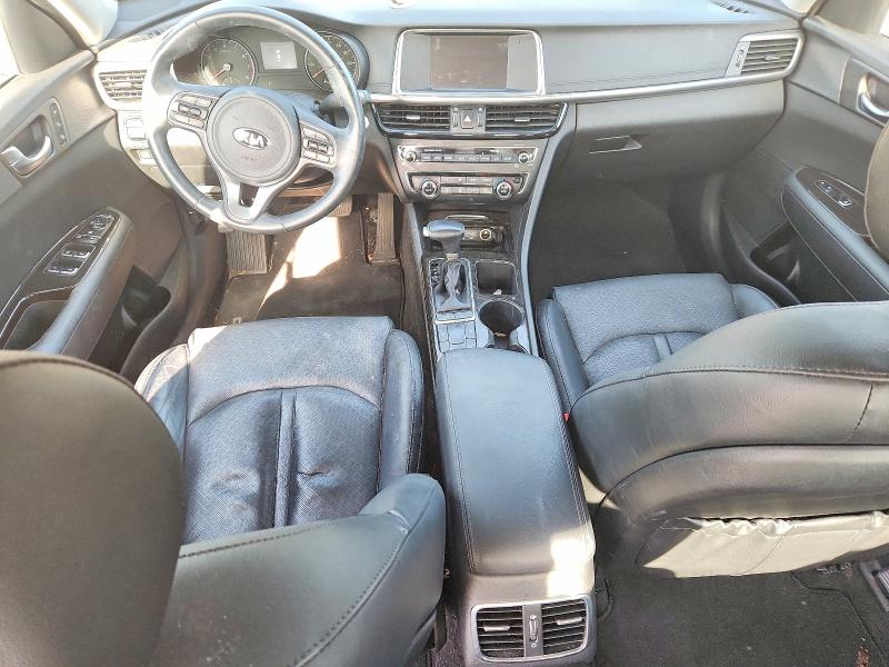49592906 :رقم المزاد ، 5XXGU4L3XJG215367 vin ، 2018 Kia Optima مزاد بيع