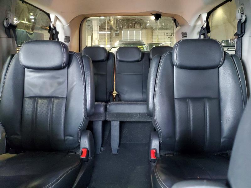 50002526 :رقم المزاد ، 2A4RR8D16AR405151 vin ، 2010 Chrysler Town & Country مزاد بيع