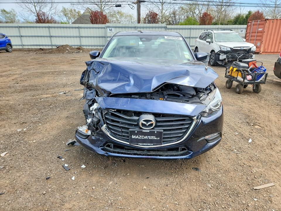 Продажа на аукционе авто 2018 Mazda 3, vin: 3MZBN1V33JM256552, номер лота: 50594096