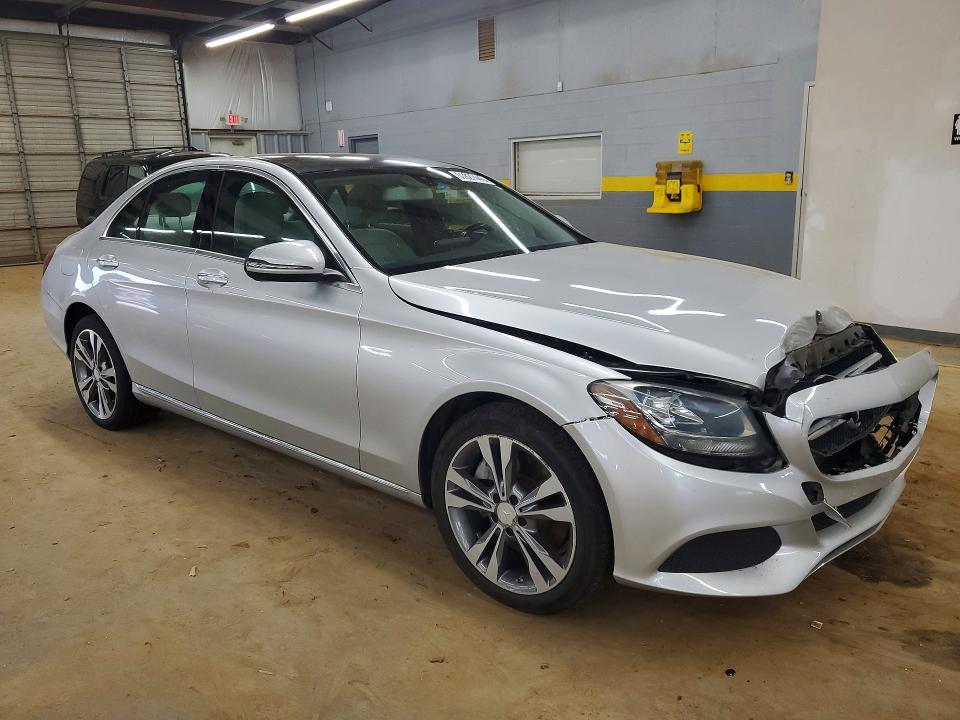 51827446 :رقم المزاد ، 55SWF4KB3GU175335 vin ، 2016 Mercedes-benz C مزاد بيع