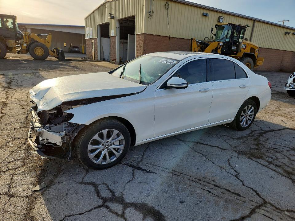 46910036 :رقم المزاد ، W1KZF8EB3LA766081 vin ، 2020 Mercedes-benz E مزاد بيع