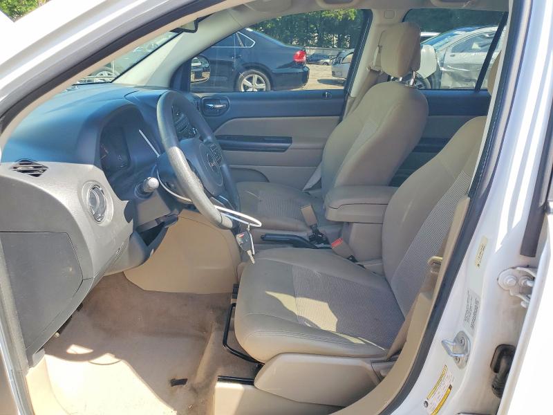 51550166 :رقم المزاد ، 1C4NJDBB4GD670937 vin ، 2016 Jeep Compass مزاد بيع