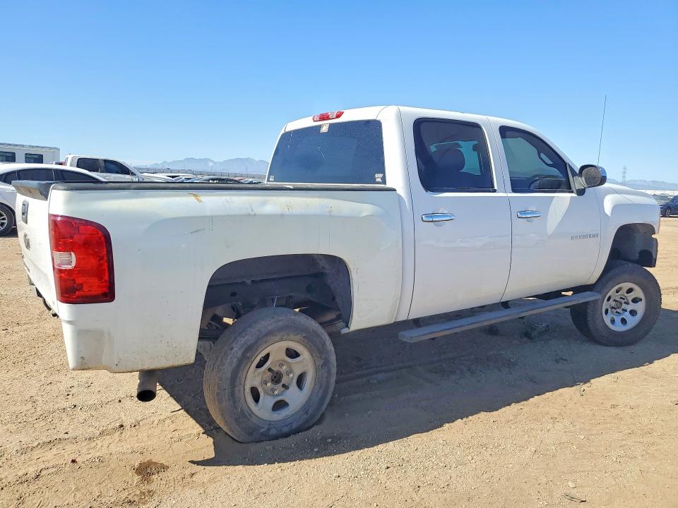 2011 Chevrolet Silverado მანქანა იყიდება აუქციონზე, vin: 3GCPCSE0XBG393935, აუქციონის ნომერი: 51356936