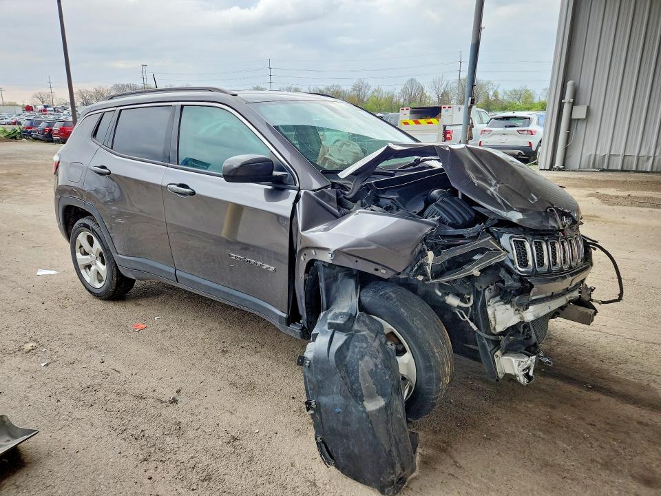 Продаж на аукціоні авто 2018 Jeep Compass 4d, vin: 3C4NJDBB0JT114710, номер лоту: 49758616