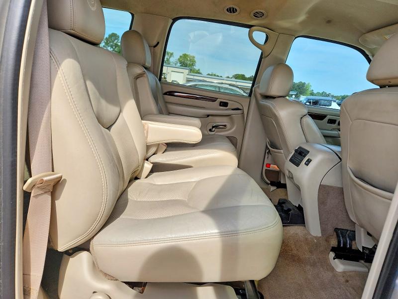 Auction sale of the 2004 Cadillac Escalade, vin: 3GYFK66N54G232437, lot number: 48852186